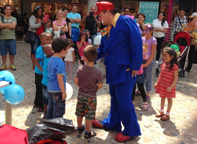 images_fotos_suiza_2014_ninos_balexert_suiza__IMG_1417